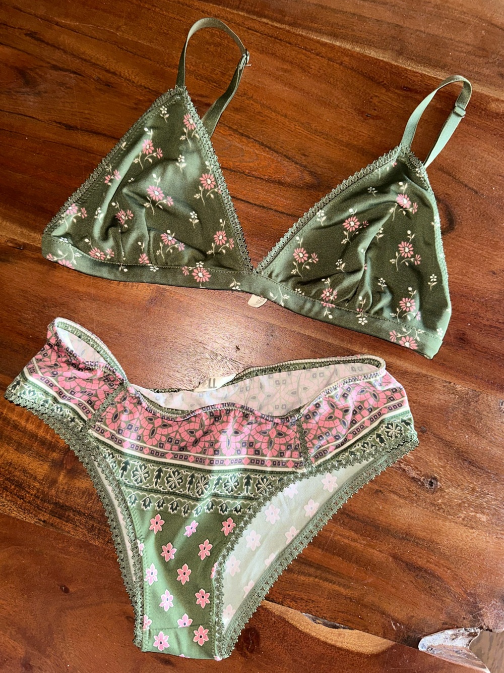 Lionheart set Olive Green Floral Bralette and Bikini Set